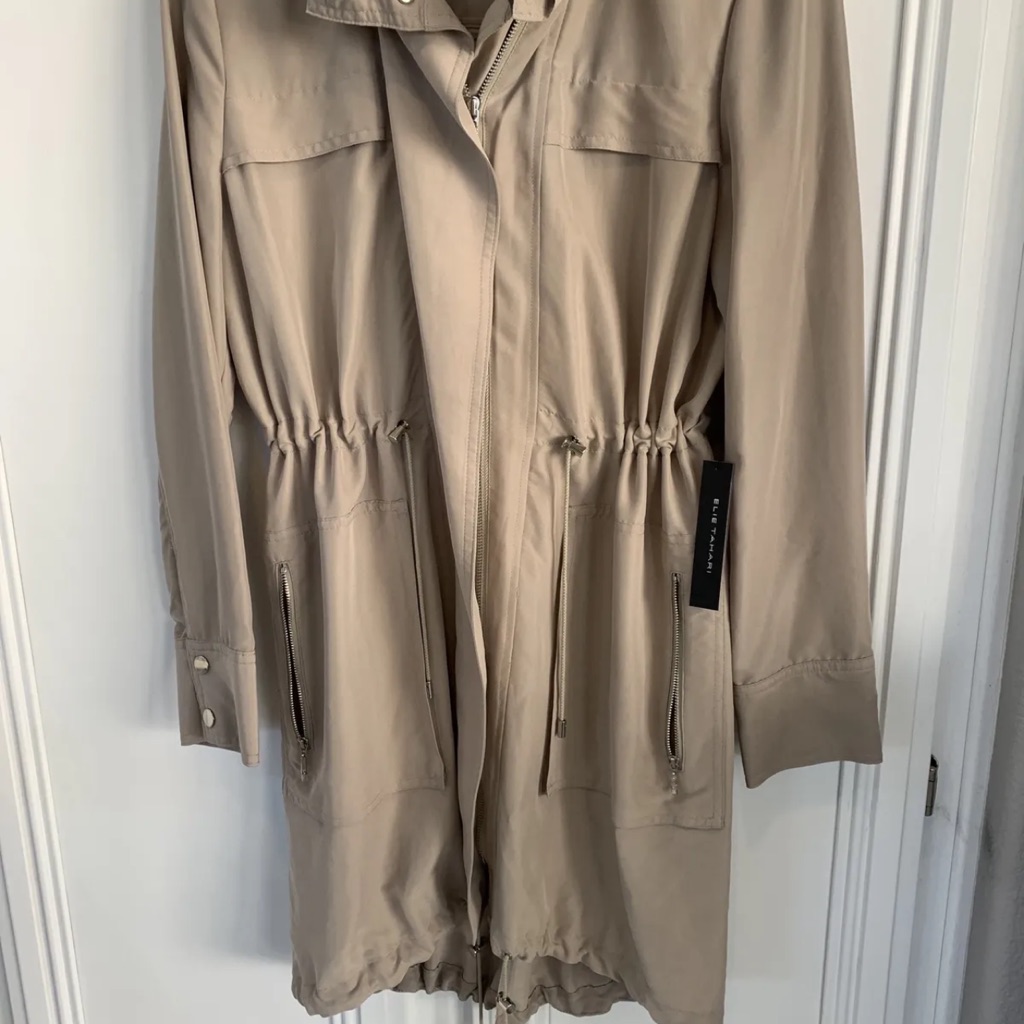 Elie Tahari Daria Hooded Fishtail Coat Light Jacket Beige Color Sz S Nwt $448
